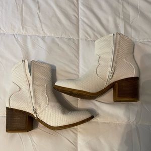 Snakeskin Cowgirl Boots